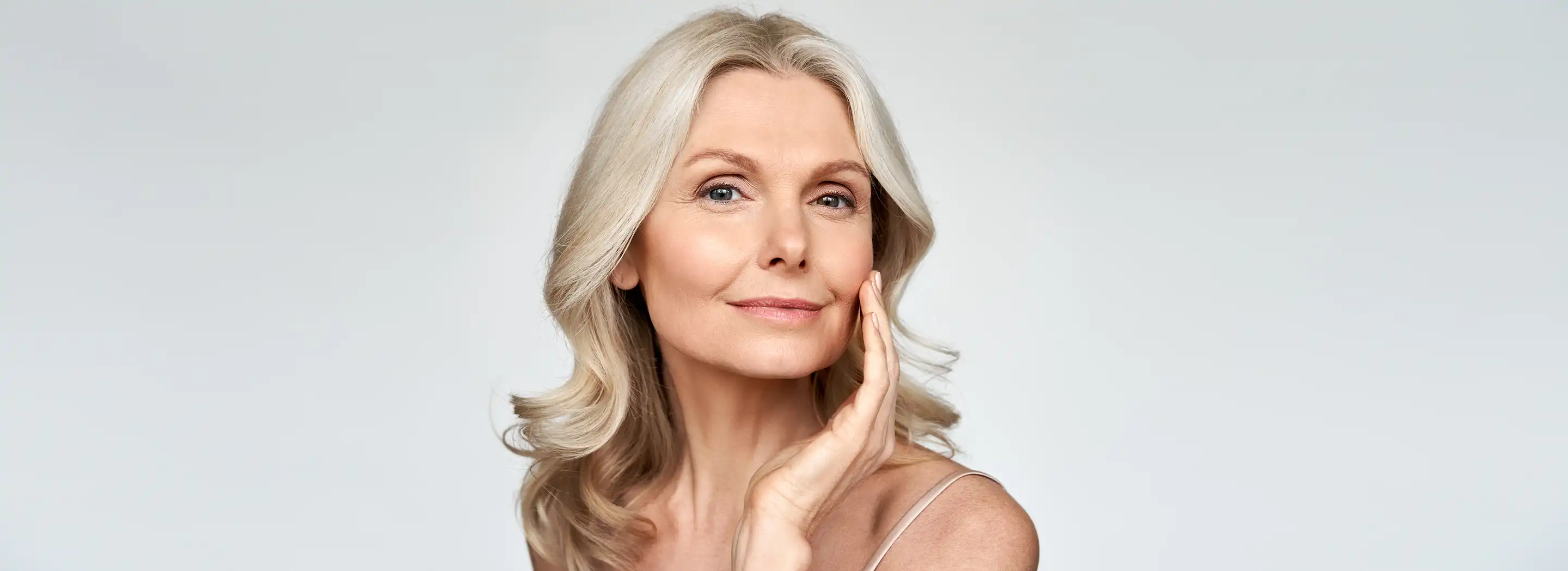 Pielęgnacja sk&oacute;ry dojrzałej skłonnej do niedoskonałości &ndash; nawilżenie wspierające barierę sk&oacute;rną i r&oacute;wnowagę mikrobiomu